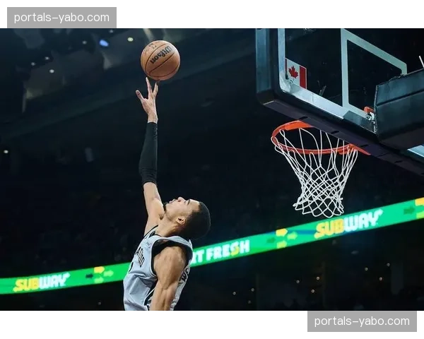 马刺替补阵容贡献分析 利用勇士轮换深度不足扩大优势